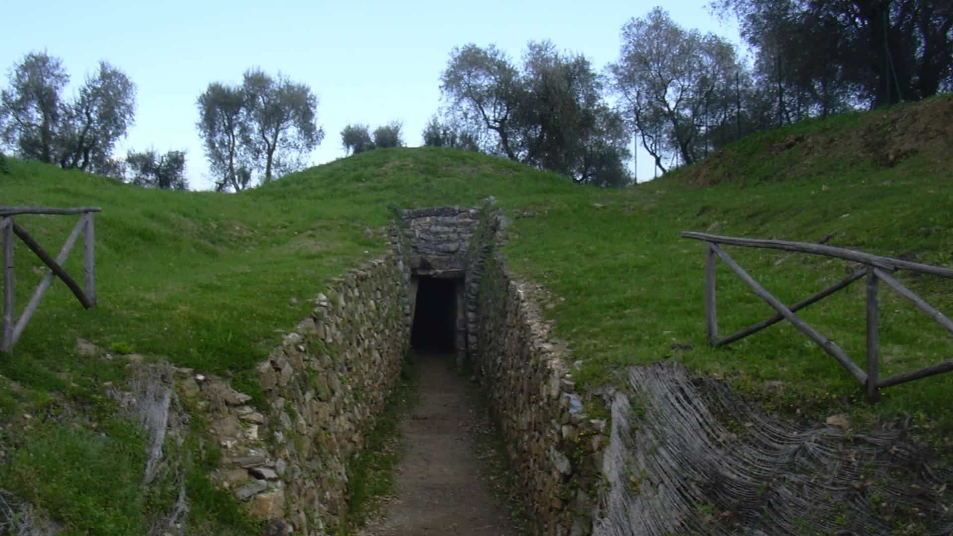 The archaeological area of Vetulonia. Photo by Gabriele Delhey