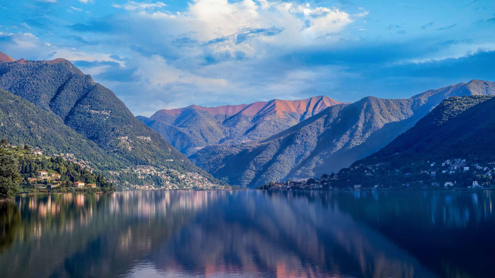 Panoramic view of Lake Como