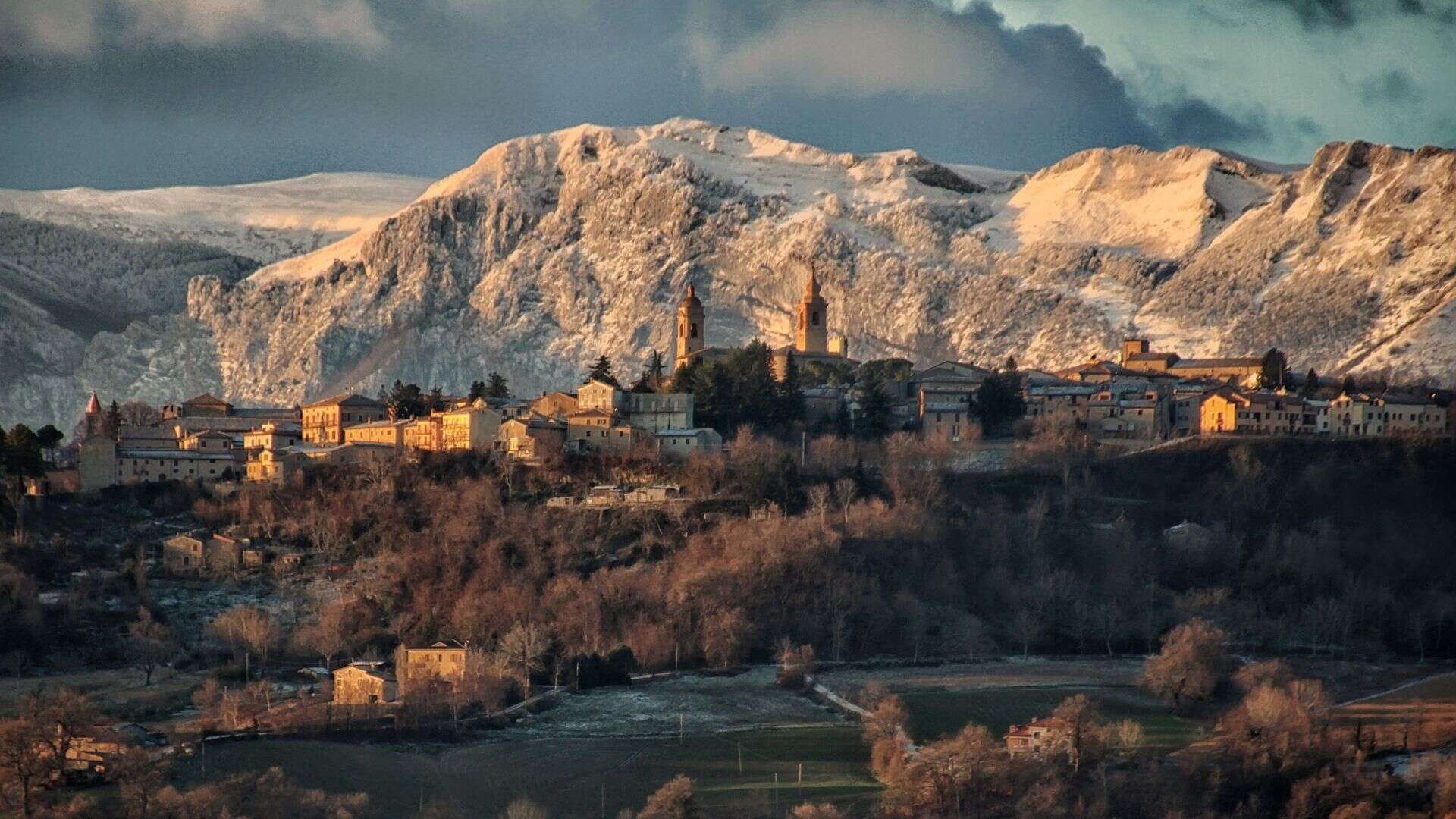 The village of San Ginesio. Photo by Enrico Pighetti