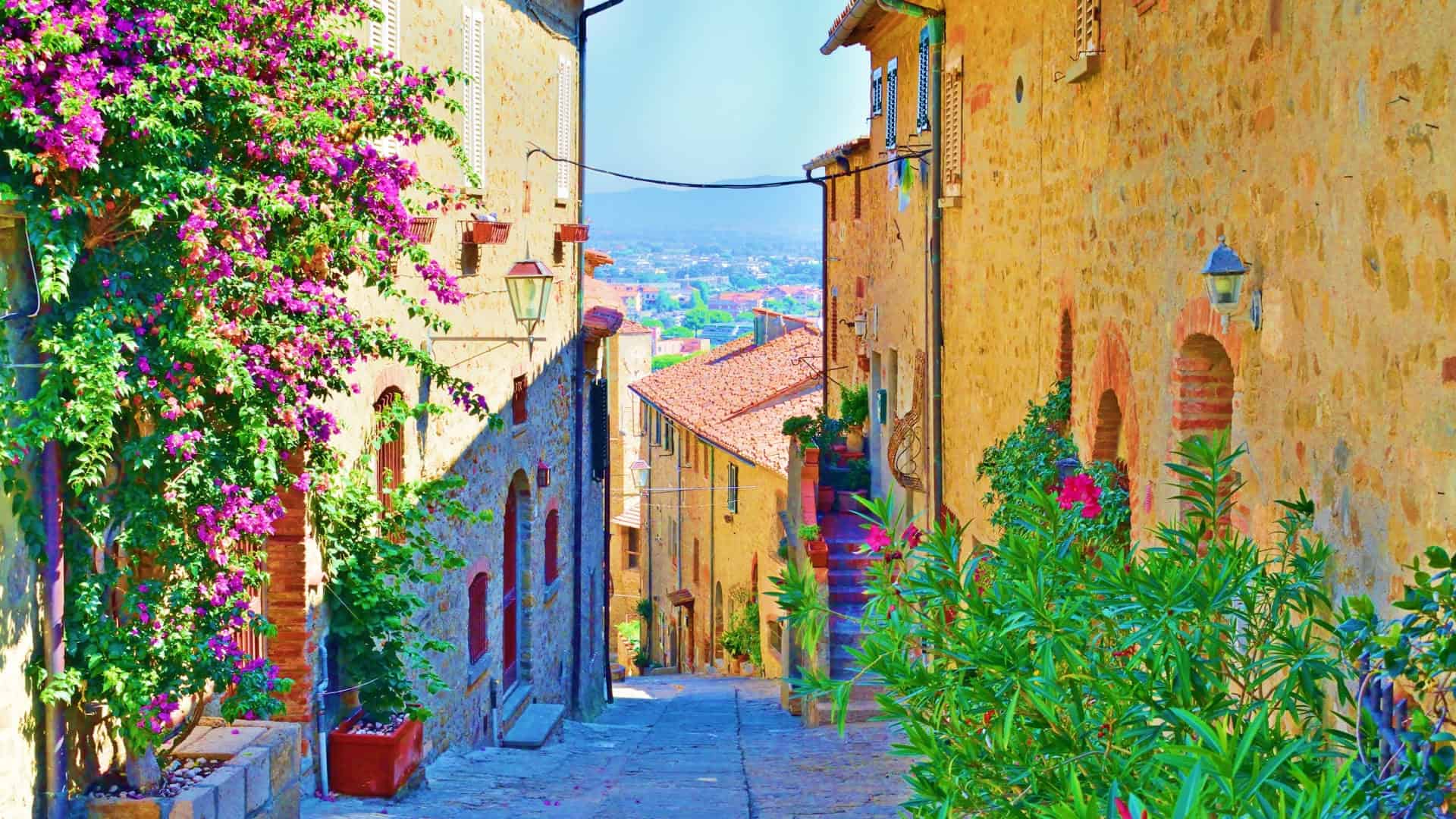 The small streets of Castiglione della Pescaia